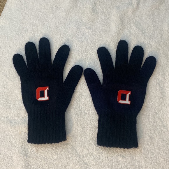 Winter Gloves Unisex Navy Blue Gloves to keep hands warm and protected - Picture 6 of 7